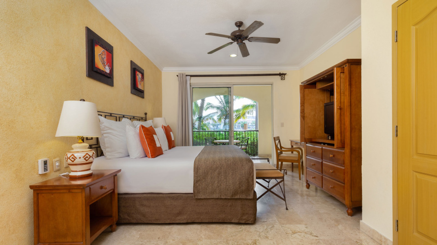 Deluxe Double Studio with garden view