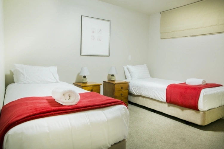 2 Bedrooms Roadside Apartment