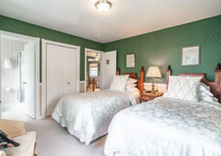 The King George Twin room