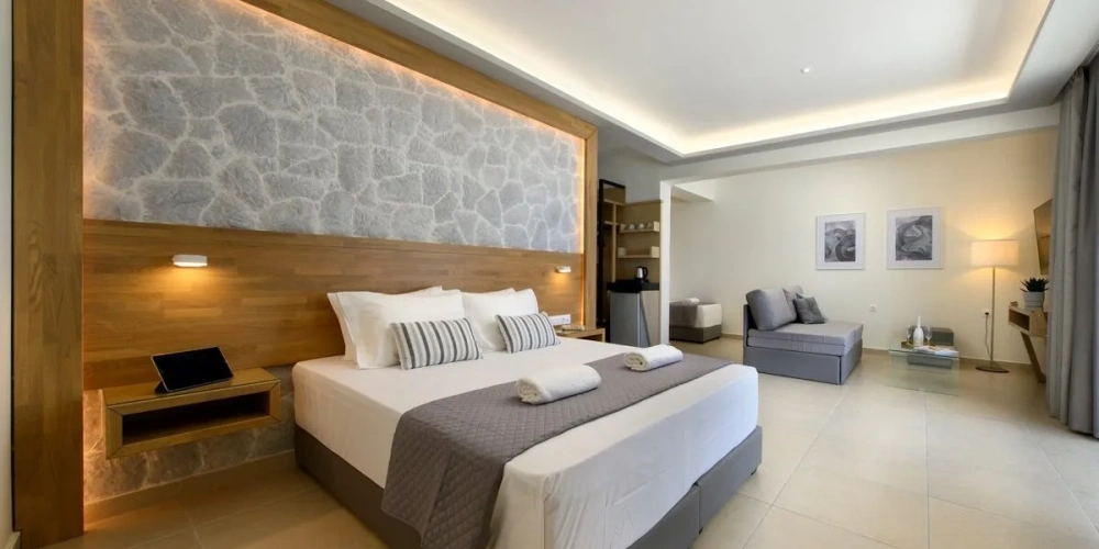 Sunrise Double Suite with sea view
