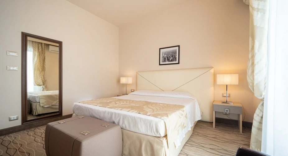 Elegant Double room with balcony