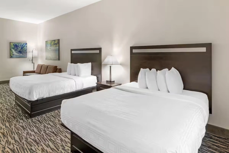 Quadruple room