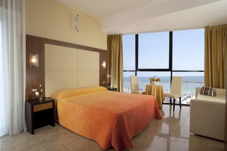 Large room seafront