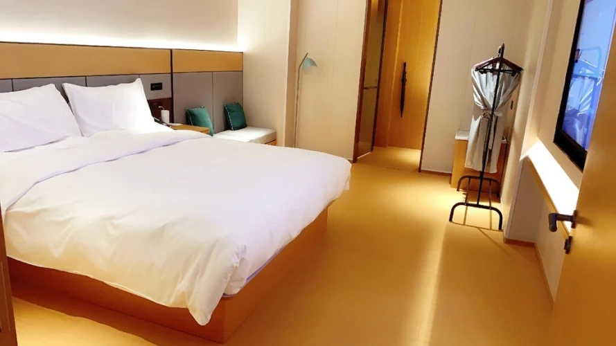 Huazhu Double Suite