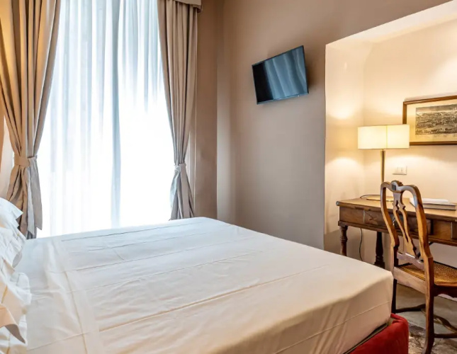 Superior Double room with city view