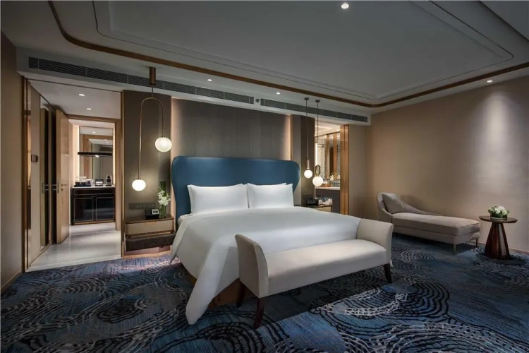 Deluxe Club Double Suite
