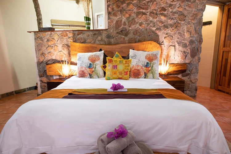 Double Rondavel