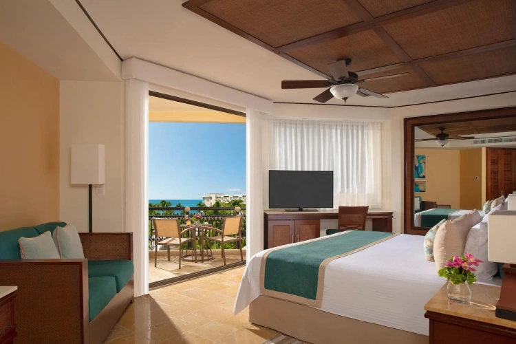 Premium Deluxe Double room with ocean view