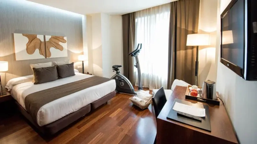 Carrís Fitness Double room