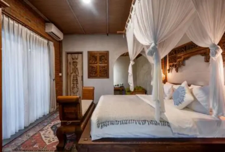 Joglo Double House Room