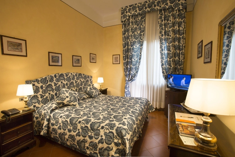 Triple room