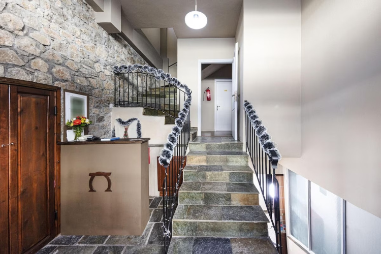 White Hills Suites & Spa