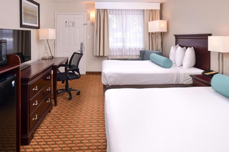 Quadruple room