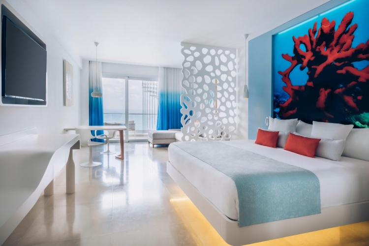 Roof Top Double Junior Suite oceanfront