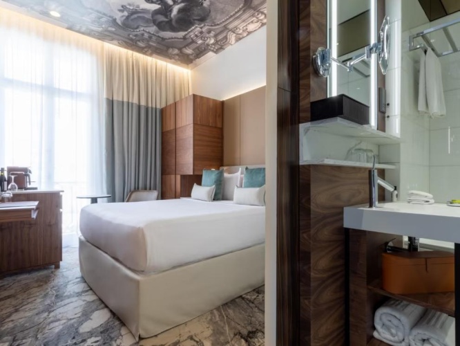Classic Double room with balcony
