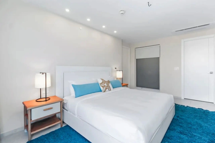 2 Bedrooms No. 11 O Condo