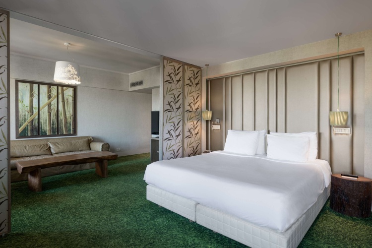 Double Suite