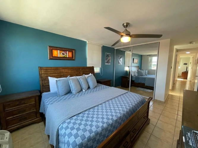 3 Bedrooms Sextuple Apartment