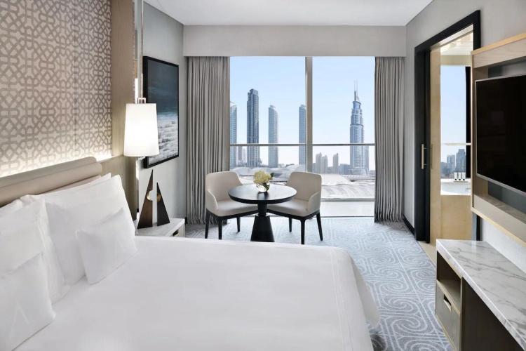 Double Club Suite