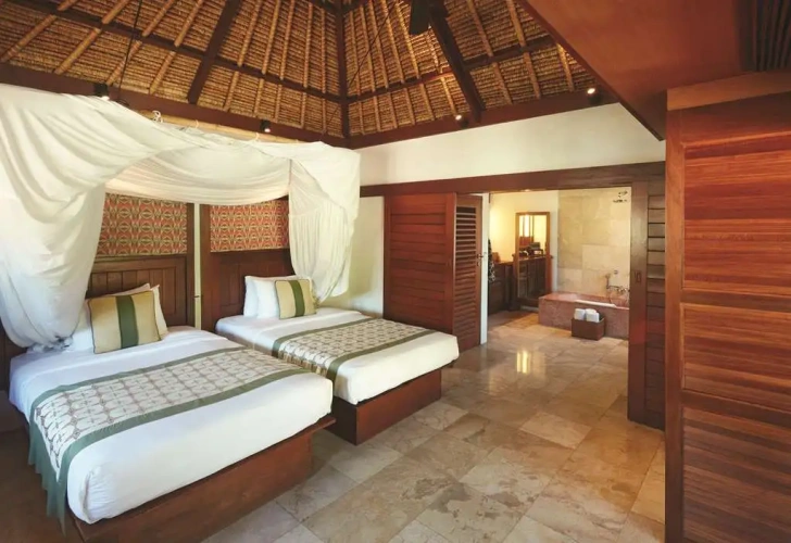 2 Bedrooms Pool Villa Garden View