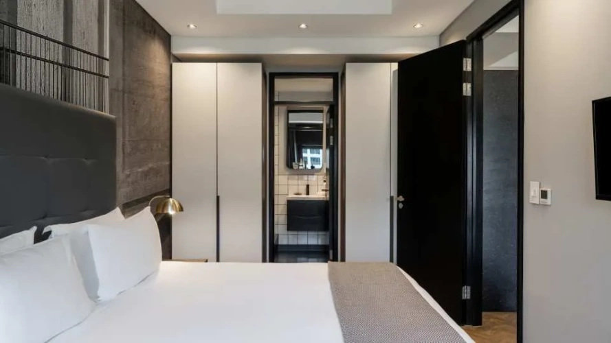 1 Bedroom Deluxe Apartment