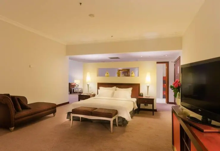 Executive Royal Suite
