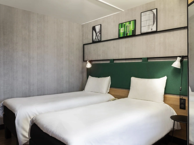 Standard Twin room
