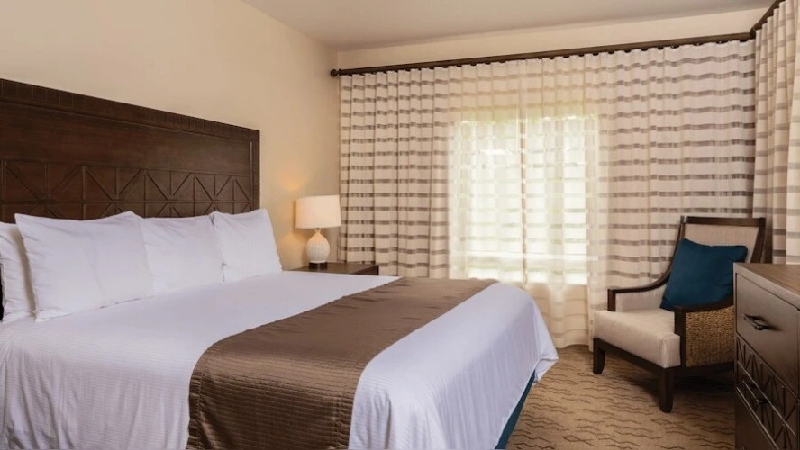 1 Bedroom Accessible Naia Double Ohana Suite