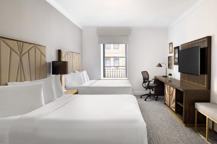 Martinique New York on Broadway, Curio Collection by Hilton photo 8