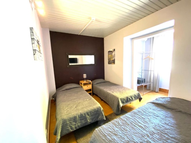 Triple room