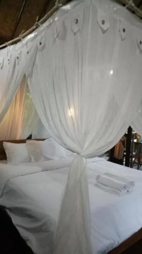 1 Bedroom Double Bungalow