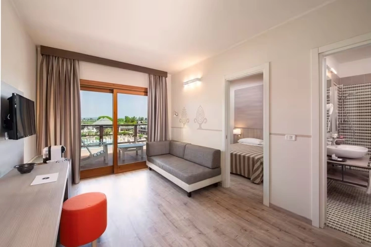 Triple Suite with balcony