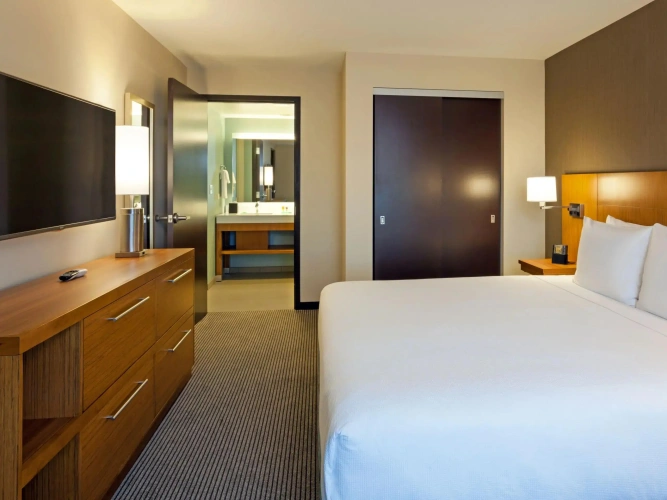 1 Bedroom Double Suite
