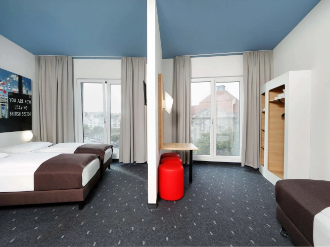 Standard Triple room