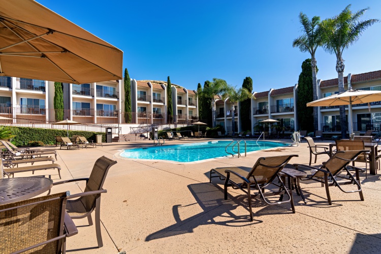 Best Western Plus Royal Oak Hotel photo 37
