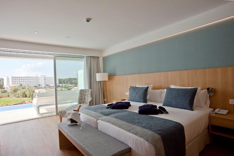 Twin Suite