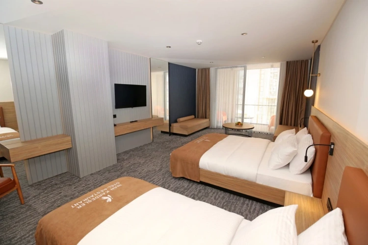 Triple Family room