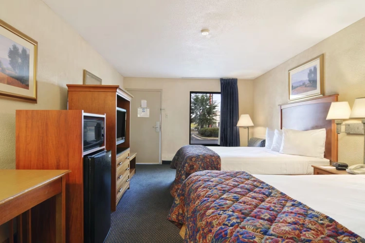 Quadruple room