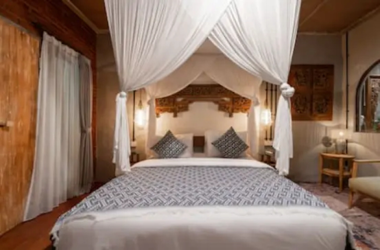 Toraja House Room
