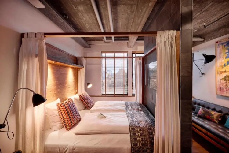 2 Bedrooms Suite