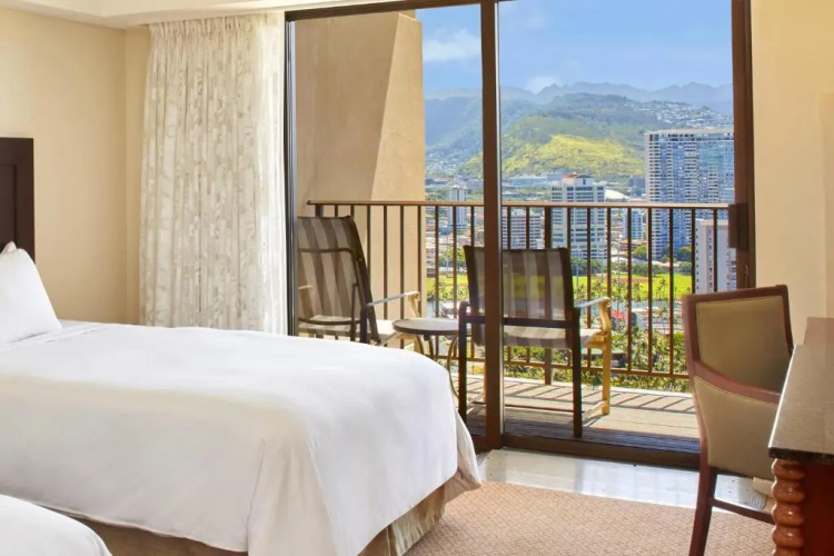 Hilton Hawaiian Village Waikiki Beach Resort photo 14
