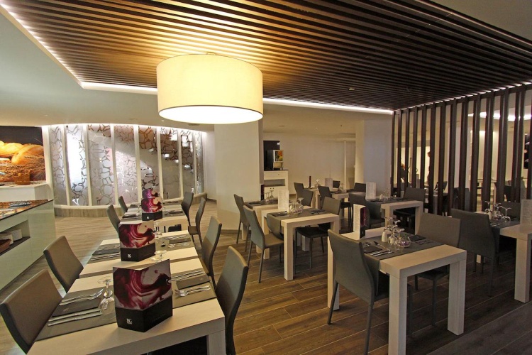 Hotel BG Pamplona photo 12