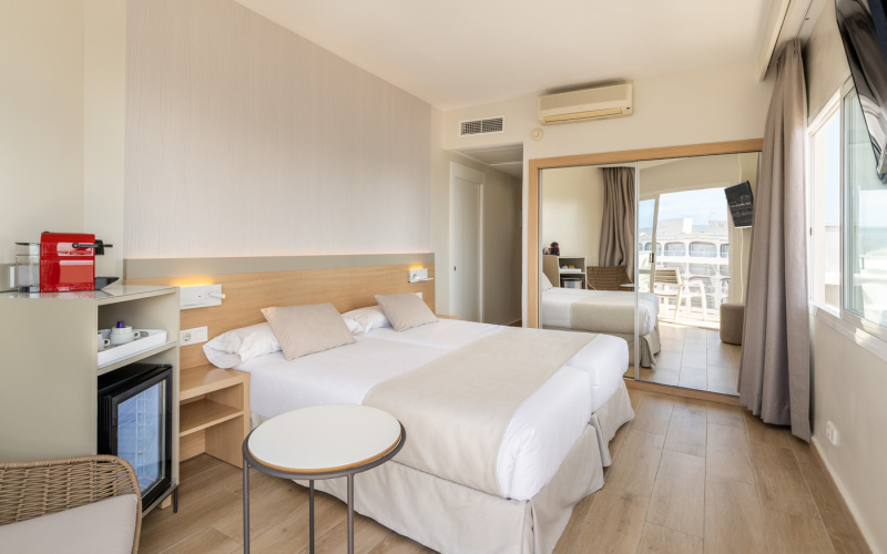 Twin room