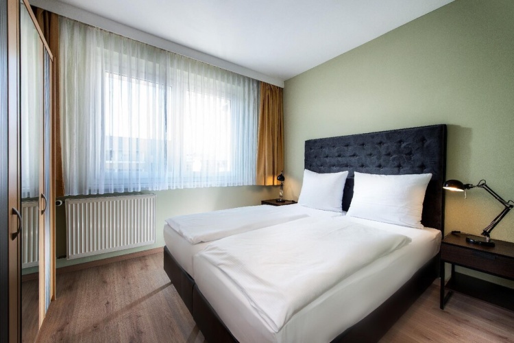 2 Bedrooms Apartment