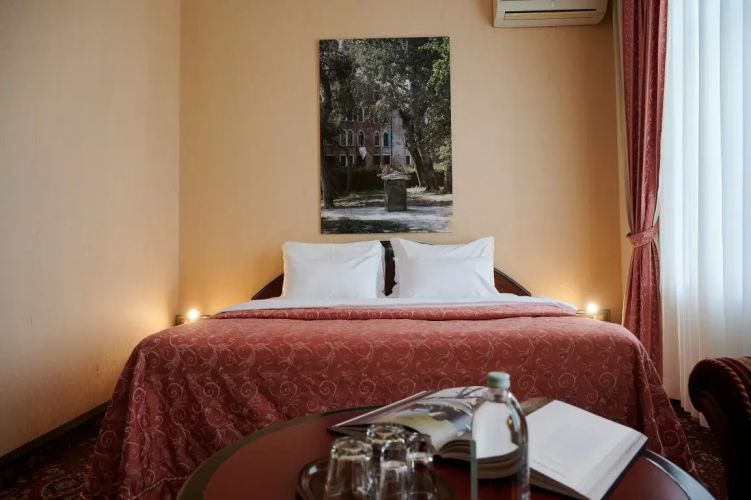 Двухместный номер Standard двуспальная кровать