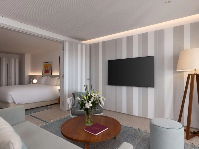 Prestige Twin Suite with garden view