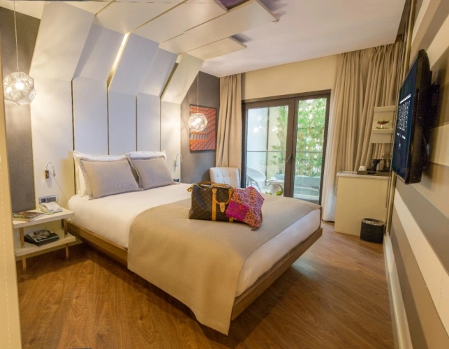 Executive room with balcony