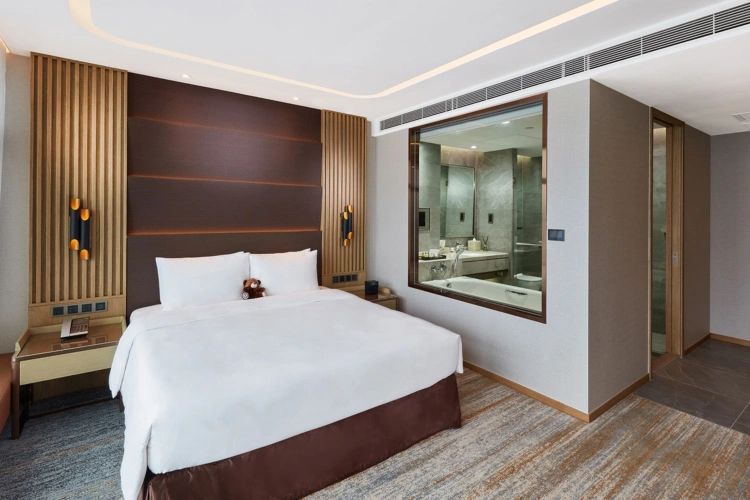 Luxe Harbour Double room
