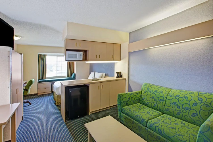 Deluxe Double Suite