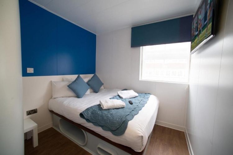 Standard Double room with city view
